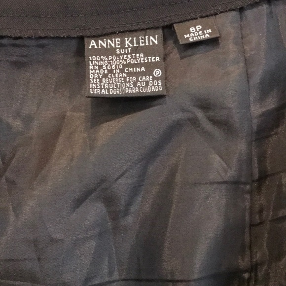 Lovely Anne Klein Black Skirt - Picture 7 of 7